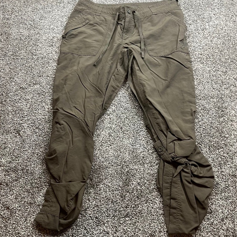The North Face Pants Womens 14 Cargo Hiking Khaki Nylon roll tab